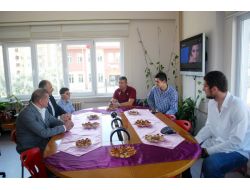 Tofaşlı Basketbolcular Öğrencilerle Buluştu