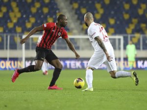 Süper Lig: Gençlerbirliği: 1 - Antalyaspor: 1 (Maç Sonucu)