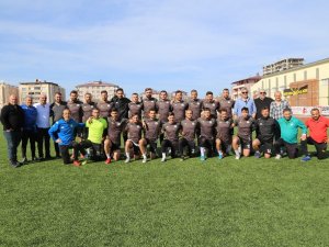 Başkan, Futbolcu Maaşları İçin Kredi Çekti, Evini Sattı!