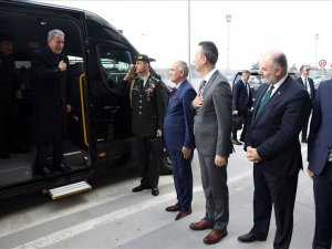 Bakan Akar, Aselsan’ı Ziyaret Etti
