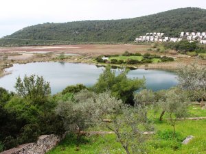 ’Akdeniz Gölü’ Çölleşiyor