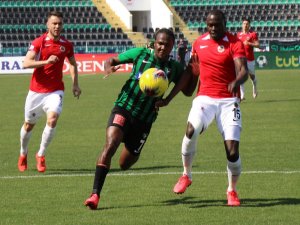 Süper Lig: Denizlispor: 0 - Gençlerbirliği: 0 (İlk Yarı)