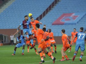 İlk Yarıda Gol Yok