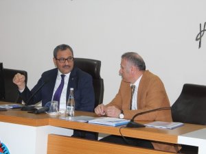 Vali Sarıfakıoğulları: "Giresun’da 30 Koronavirüs Şüphelisinin 18’inin Sonuçları Negatif Çıktı, 12’sinin İse Sonuçları Bekleniyor"