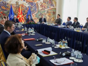 Kuzey Makedonya’da Erken Seçimler Korona Virüs Krizi Nedeniyle Ertelendi