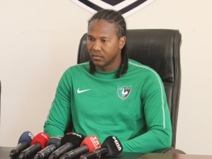 Rodallega’dan Liglerin Devam Etmesine Tepki