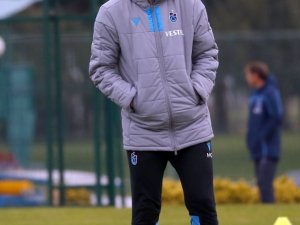 Hüseyin Çimşir, Oyuncularını Motive Etmeye Çalışıyor