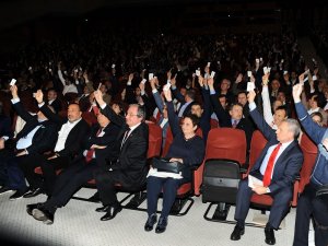 Galatasaray’da Genel Kurul Toplantısı Ertelendi