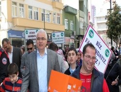 Rize'de Otizmli Çocuklar İçin Yürüyüş Düzenlendi