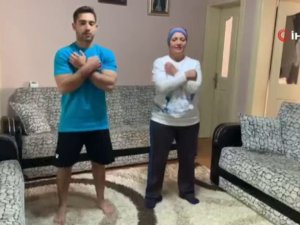 Milli Cimnastikçi İbrahim Çolak, Çalışmalarını Annesiyle Sürdürüyor