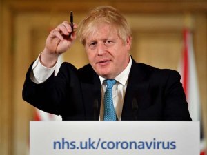 Johnson’dan "Anneler Günü Ziyaretlerini Erteleyin" Çağrısı