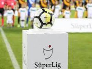 İspanya’da Ligler Süresiz Ertelendi