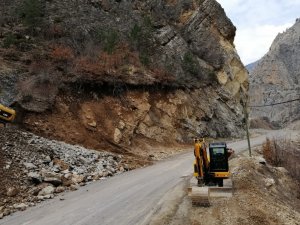 Gümüşhane’de Ekipler Mart Ayında Karla Mücadele Yapıyor