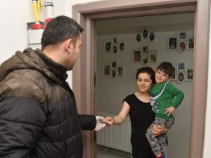 Giresun Belediyesi’nden Yeni Hizmet: “Su Sayaçlarınızı Doldurup Eve Getiriyoruz.”