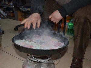 Korona Virüse Karadeniz Usulü Çözüm: “Paraları 100 Derecede Kaynatıyor”