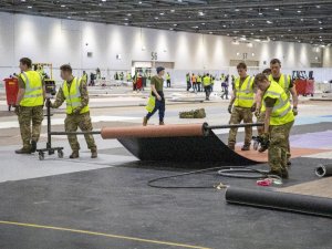 Londra’daki Fuar Merkezi Hastaneye Dönüştürüldü