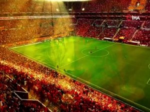 Bakan Kasapoğlu’ndan Galatasaray Paylaşımlı ’Evde Kal’ Mesajı