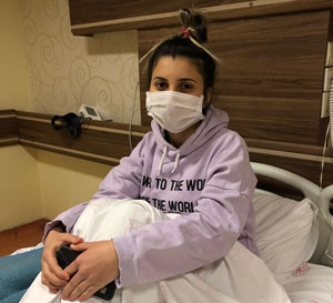 Rize'de Kovid-19 Tedavisi Gören Genç Kıza Sürpriz Doğum Günü