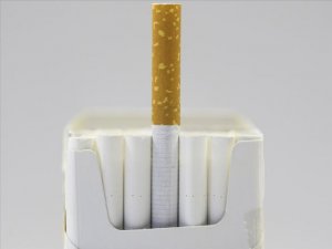 Kovid-19'u yenen doktordan 'sigara içmeyin' uyarısı