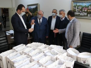 Akçaabat Belediyesinden Maske Üretimine Destek