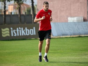 Kayserispor’lu Kravets: "Gol Atmayı Özledim"