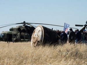 Uluslararası Uzay İstasyonu’ndan 2 Astronot Ve 1 Kozmonot Dünyaya Geri Döndü