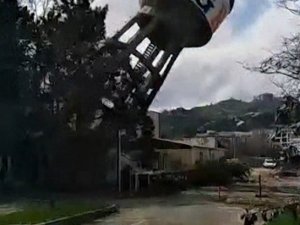 Giresun’da Su Kulesi Kontrollü Bir Şekilde Yıkıldı