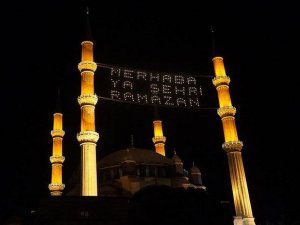 Dünya Müslüman Alimler Birliği: Kovid-19 salgını, oruç tutmaya engel değil