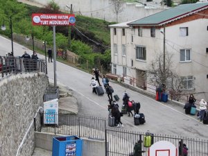 Trabzon’daki Yurtlarda 510 Kişi Karantinada Tutuluyor