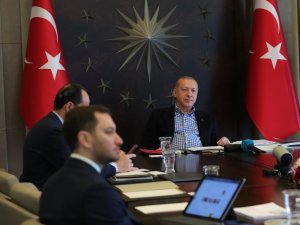 Cumhurbaşkanı Erdoğan, Nihat Özdemir Ve A Milliler İle Video Konferansla Görüştü
