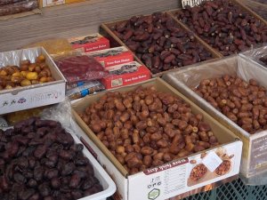 Hurma Fiyatları 20 İle 150 Tl Arasında Değişiyor