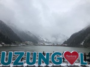 Uzungöl Beyaza Büründü