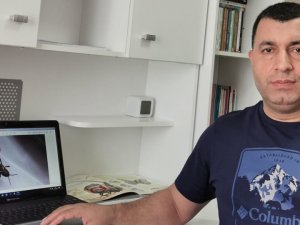Prof. Dr. Ali Satar: "Çekirge İstilası Mücadelesinde Daha Çok Ördek, Tavuk Kullanılmalı"