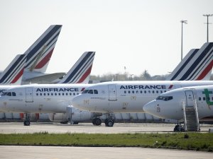 Fransa Hükümetinden Air France’a 7 Milyar Euro’luk Kredi Desteği