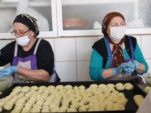 Ramazan Sofralarının Vazgeçilmez Tatlısı: "Kerebiç"
