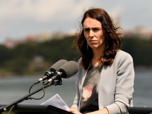 Yeni Zelanda Başbakanı Ardern: "Korona Virüse Karşı Savaşı Kazandık"