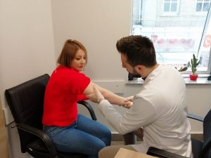 Elini Kullanamaz Hale Gelen Hastaya “Tenisçi Dirseği” Teşhisi