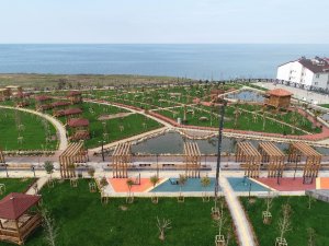 Trabzon’un Deniz Manzaralı Millet Bahçesi Tamamlandı