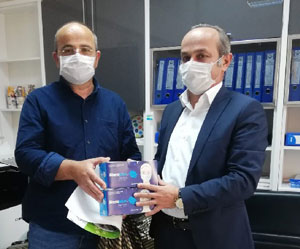 Rize'de Köy Muhtarlarına Maske Dağıtımı Devam Ediyor