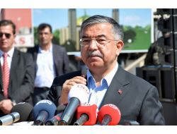 Milli Savunma Bakanı İsmet Yılmaz: