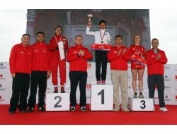Vodafone İstanbul Yarı Maratonu'nda Dereceye Girenlere Ödülleri Verildi