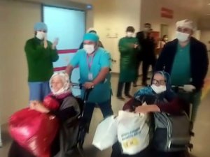 Kovid-19'u yenen gelin ve kayınvalidesi taburcu edildi