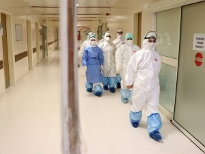 Korona Virüsün Kahramanları Evlatlarına Hasret