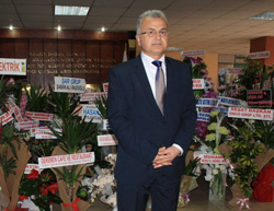 Başkan Kasap, Kutlama Çiçeklerini ROMED'e Bağışladı