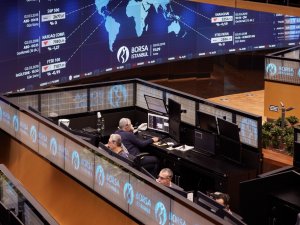 Borsa Güne Düşüşle Başladı