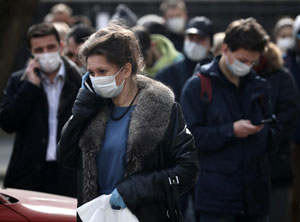 Trabzon'da yoğun kullanılan caddelerde maske kullanımı zorunlu hale getirildi