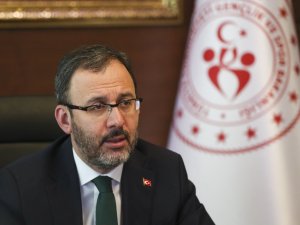 Bakan Kasapoğlu’ndan, Galatasaray Başkanı Cengiz’e Geçmiş Olsun Telefonu