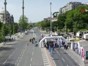 Kenan Sofuoğlu Ve Toprak Razgatlıoğlu 19 Mayıs İçin Yarıştı