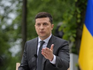 Zelenskiy: “Putin İle Korona Salgınından Sonra Görüşeceğiz”