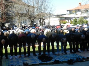 Kosova’da Covid-19 Tedbirleri Kapsamında Bayram Namazı Kılınmayacak